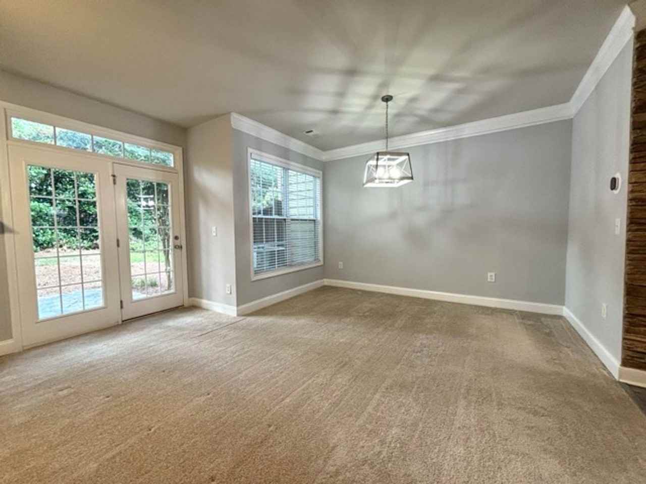 2408 Strand Ave - Photo 7 of 44