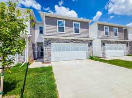 featured image of 1047 Daisy Ln