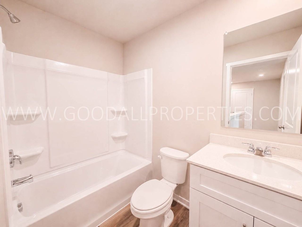 1047 Daisy Ln - Photo 7 of 14