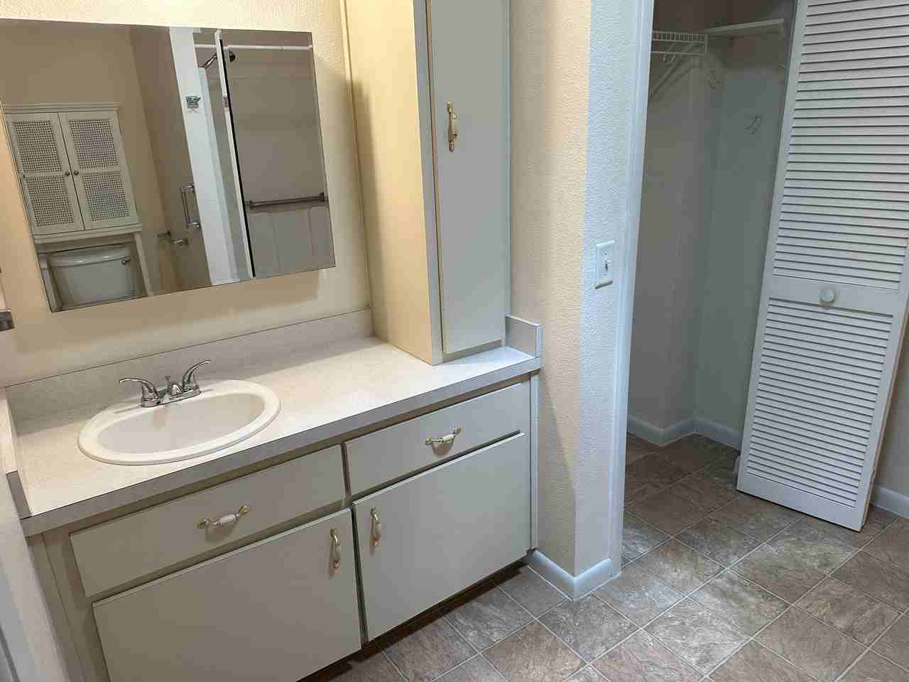 3242 W 3rd St - Photo 7 of 24