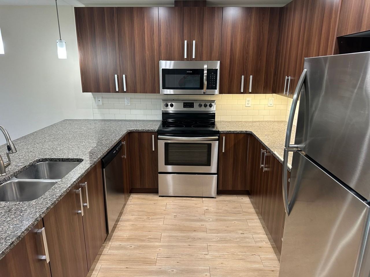 1642 State St - Photo 5 of 22