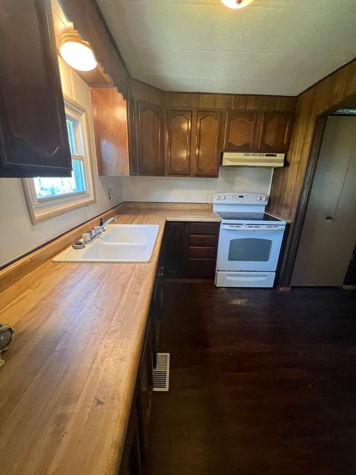 5418 4th Ave - Photo 3 of 18