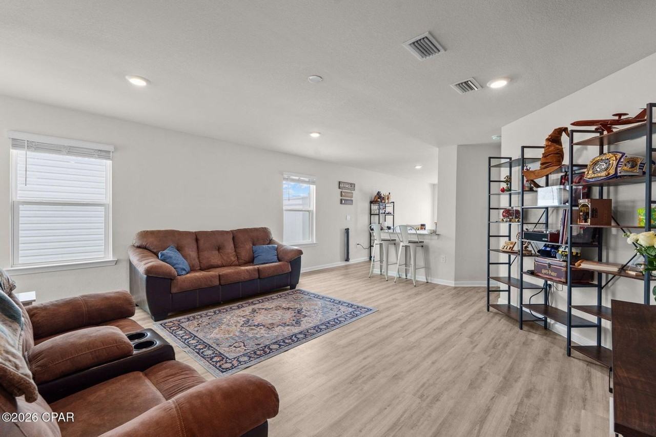 6619 Atkins Rd - Photo 4 of 23