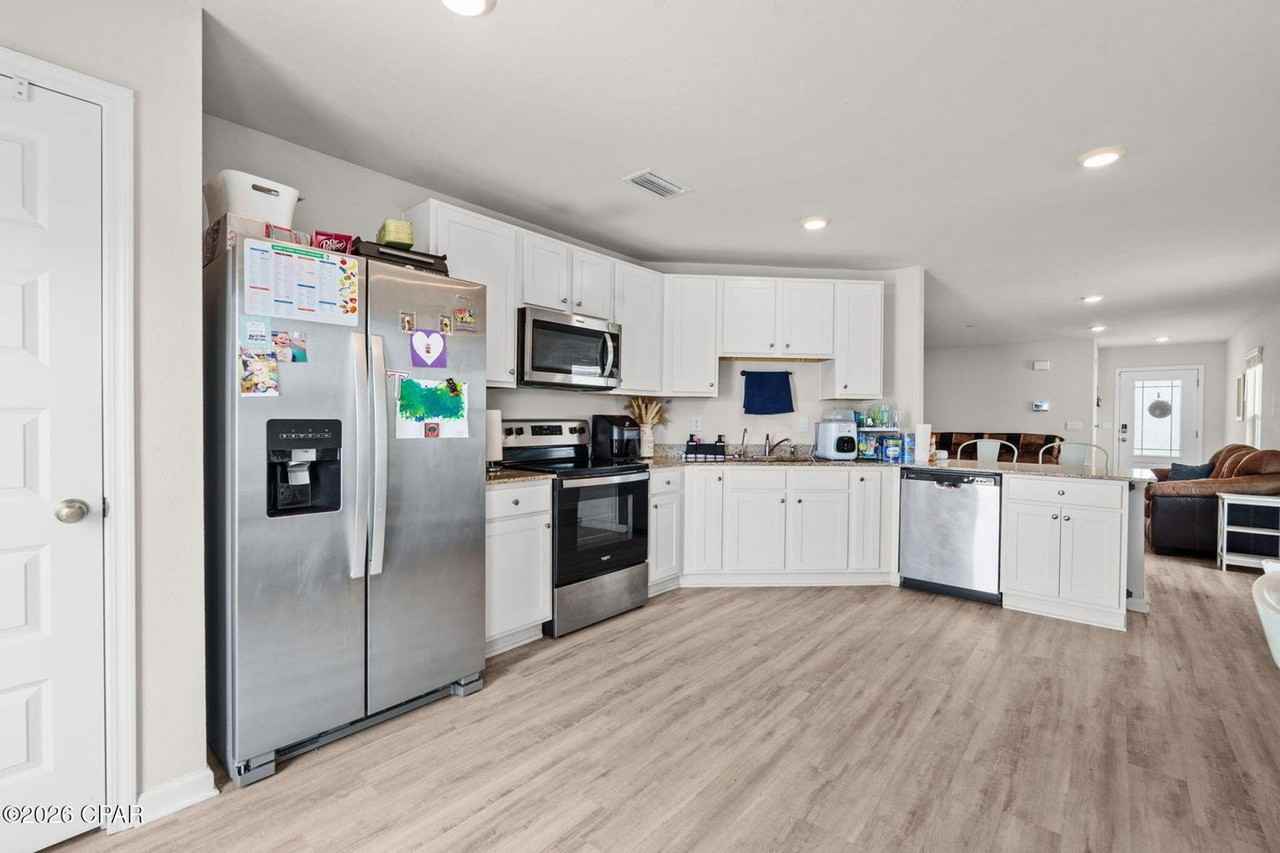 6619 Atkins Rd - Photo 6 of 23