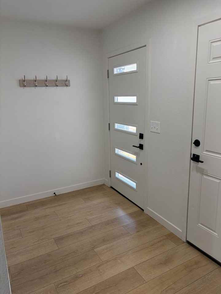 346 Arkel Way - Photo 2 of 13