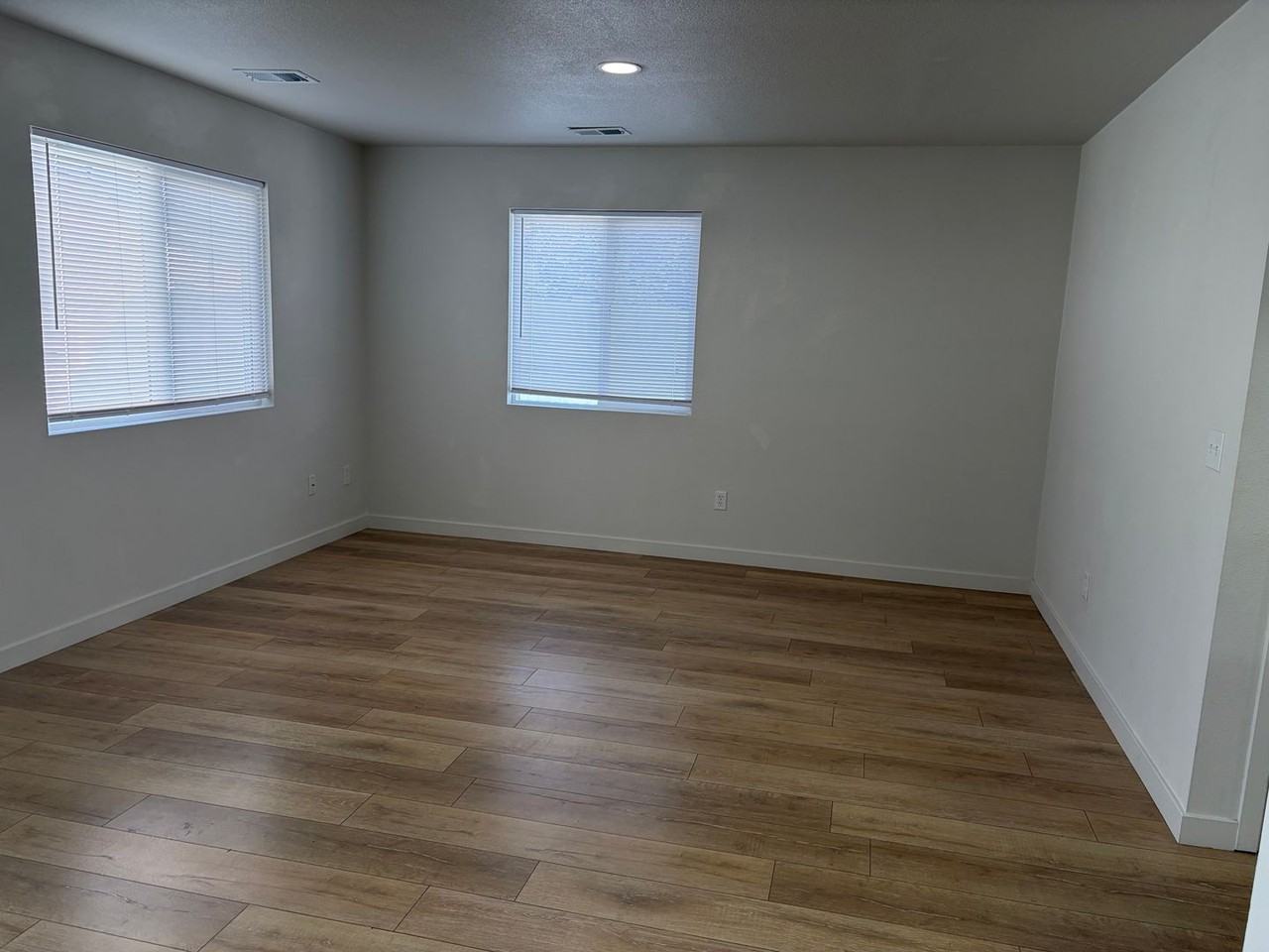 346 Arkel Way - Photo 4 of 13