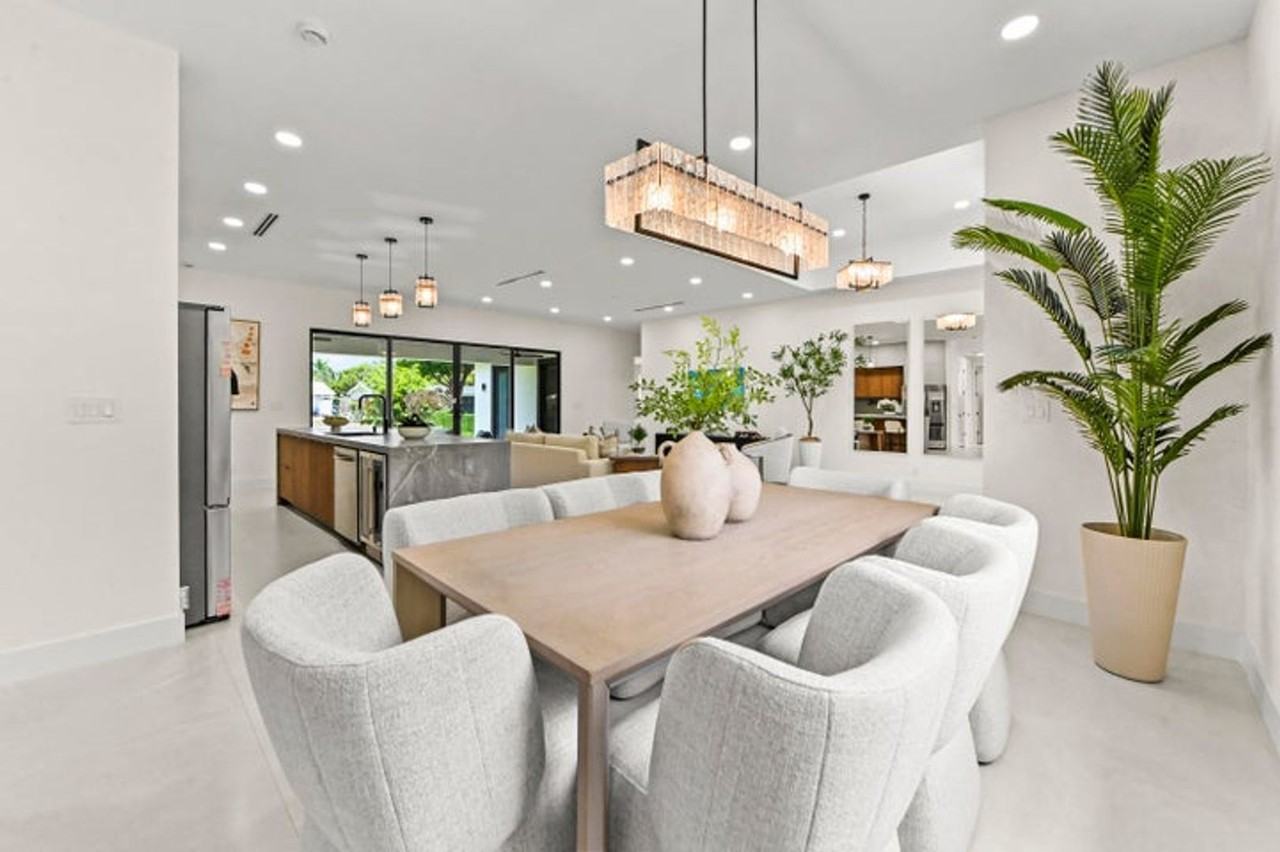 621 Nw 42nd Ave - Photo 4 of 28