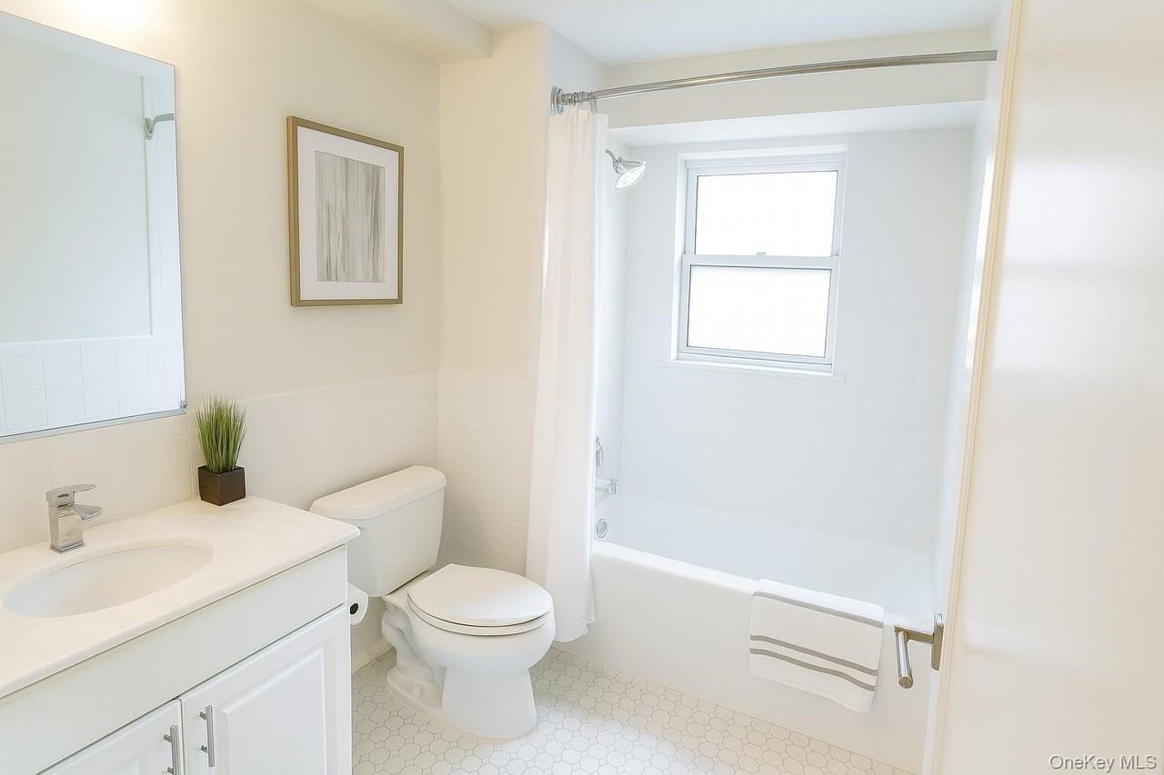 1020 Warburton Ave #7G - Photo 7 of 16