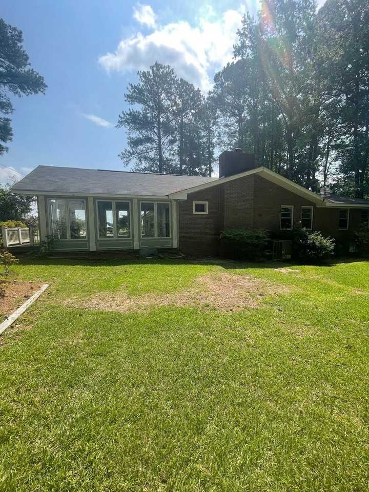 2902 Tramway Rd - Photo 3 of 19