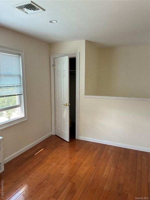 44 Franklin St - Photo 3 of 11