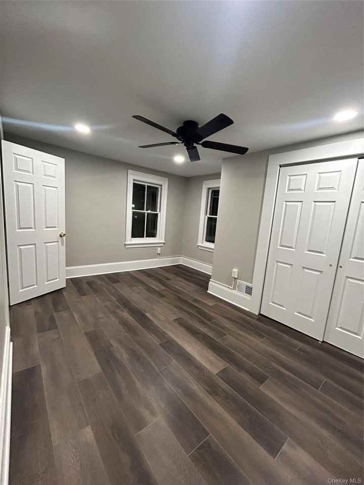 134 N Liberty Dr - Photo 4 of 6