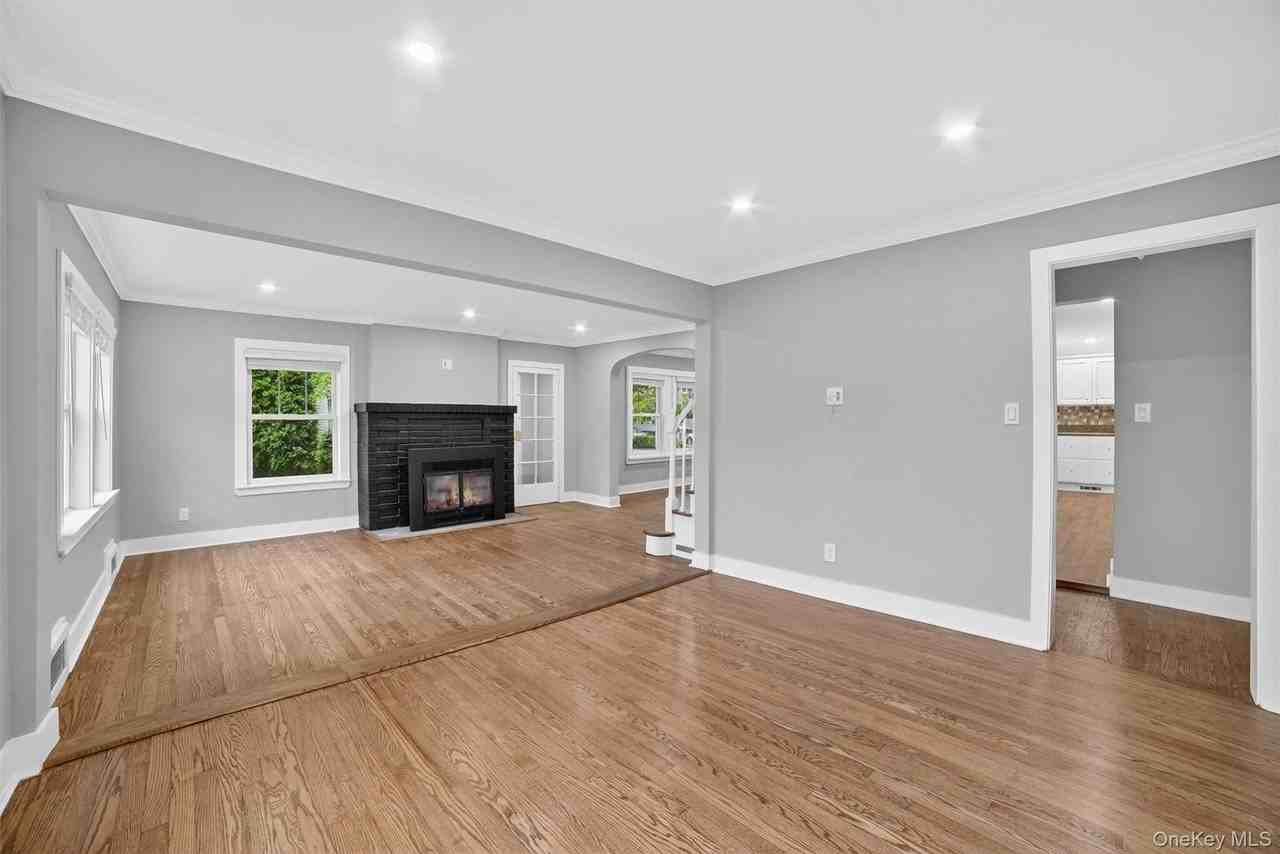 3538 James St #A - Photo 6 of 37