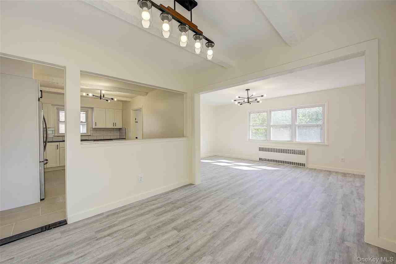 7165 Douglaston Pkwy #1 - Photo 7 of 22