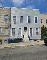 6077 55th St #2R - Photo 1 of 1