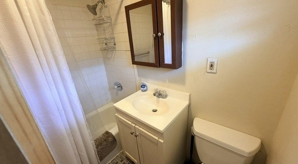 4 Mill St #5 - Photo 4 of 6
