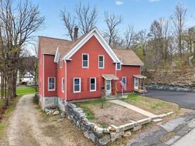 37 W Myrtle St #B - Photo 1 of 1