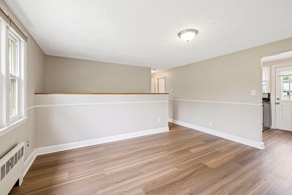 42 Neillian St #42 - Photo 3 of 25
