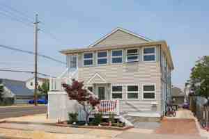 featured image of 111 Guyer Ave #LOWER