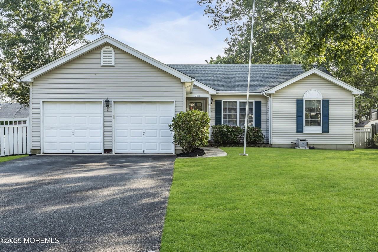 220 Middie Ln