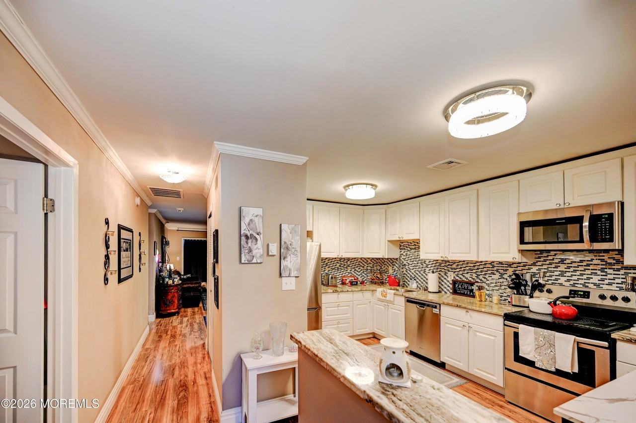88 Arrowood Rd #B - Photo 7 of 29