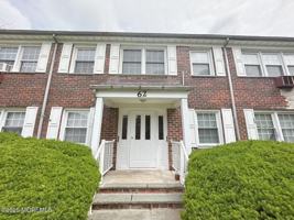 featured image of 62 Stonehurst Blvd #G