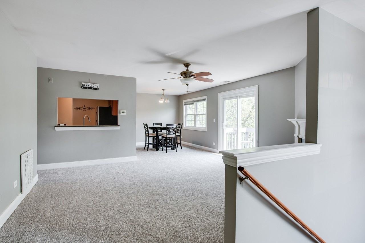 19 Foxcroft Rd #203 - Photo 3 of 13