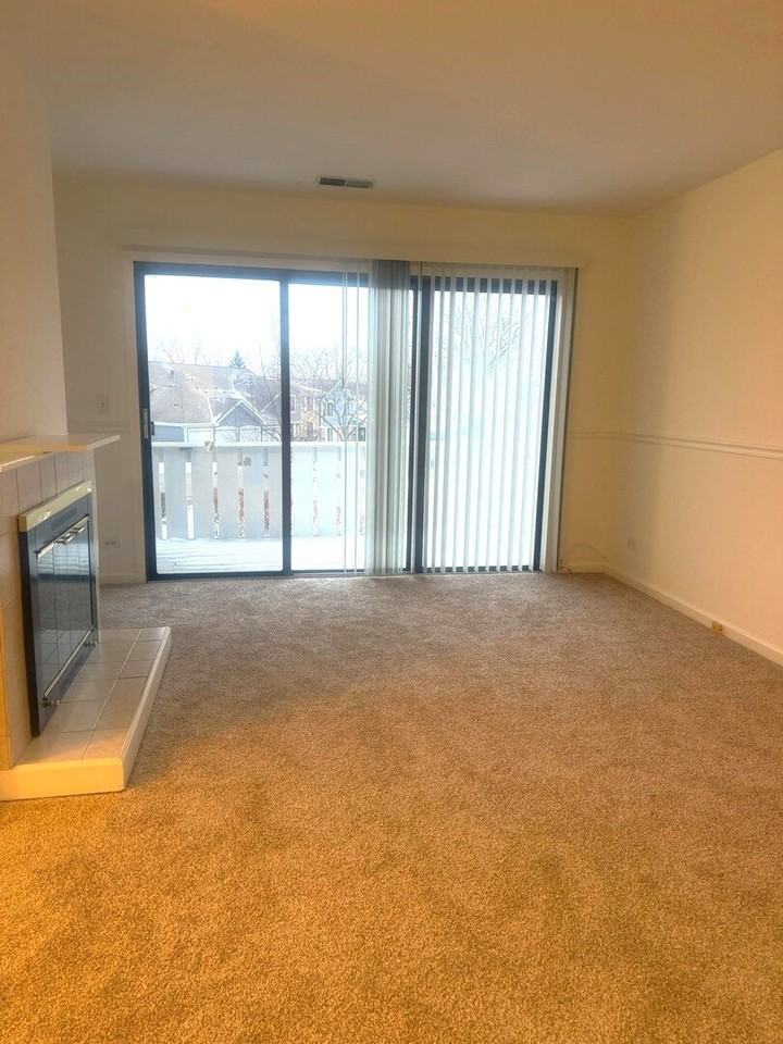 327 Wildberry Ct #D2 - Photo 5 of 22