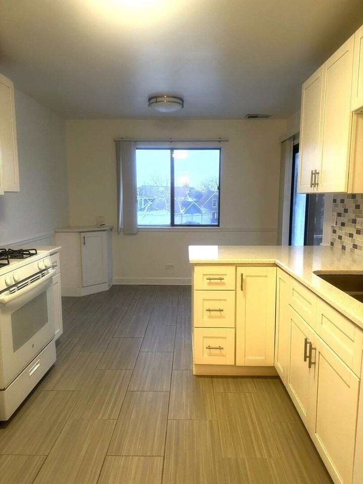 327 Wildberry Ct #D2 - Photo 7 of 22