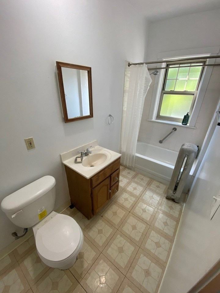 736 Reba Pl #G2 - Photo 7 of 7