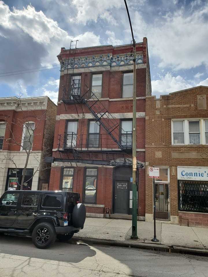 1528 N Ashland Ave #2R