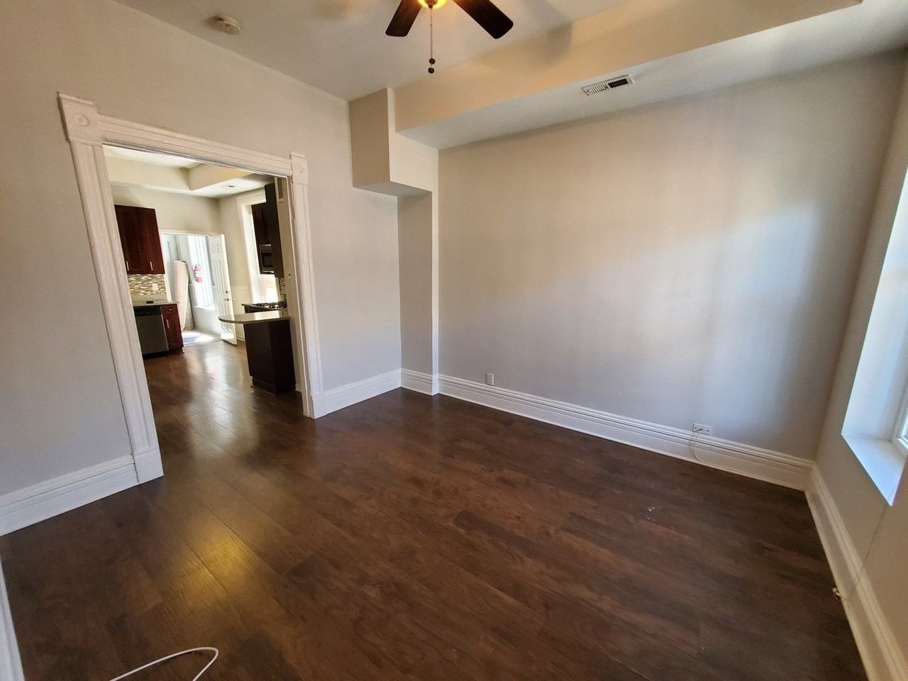 1528 N Ashland Ave #2R - Photo 3 of 11