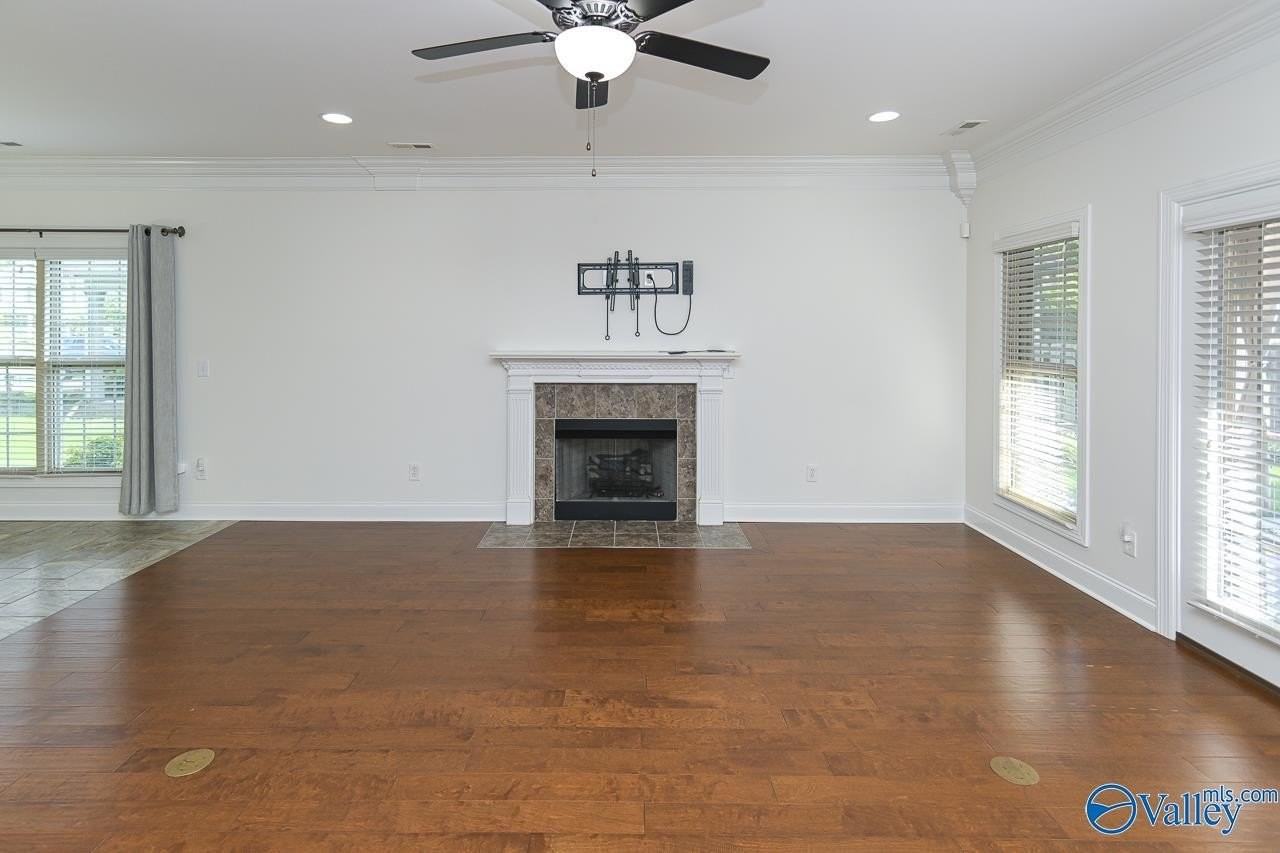 161 Huntsmen Ln - Photo 6 of 34