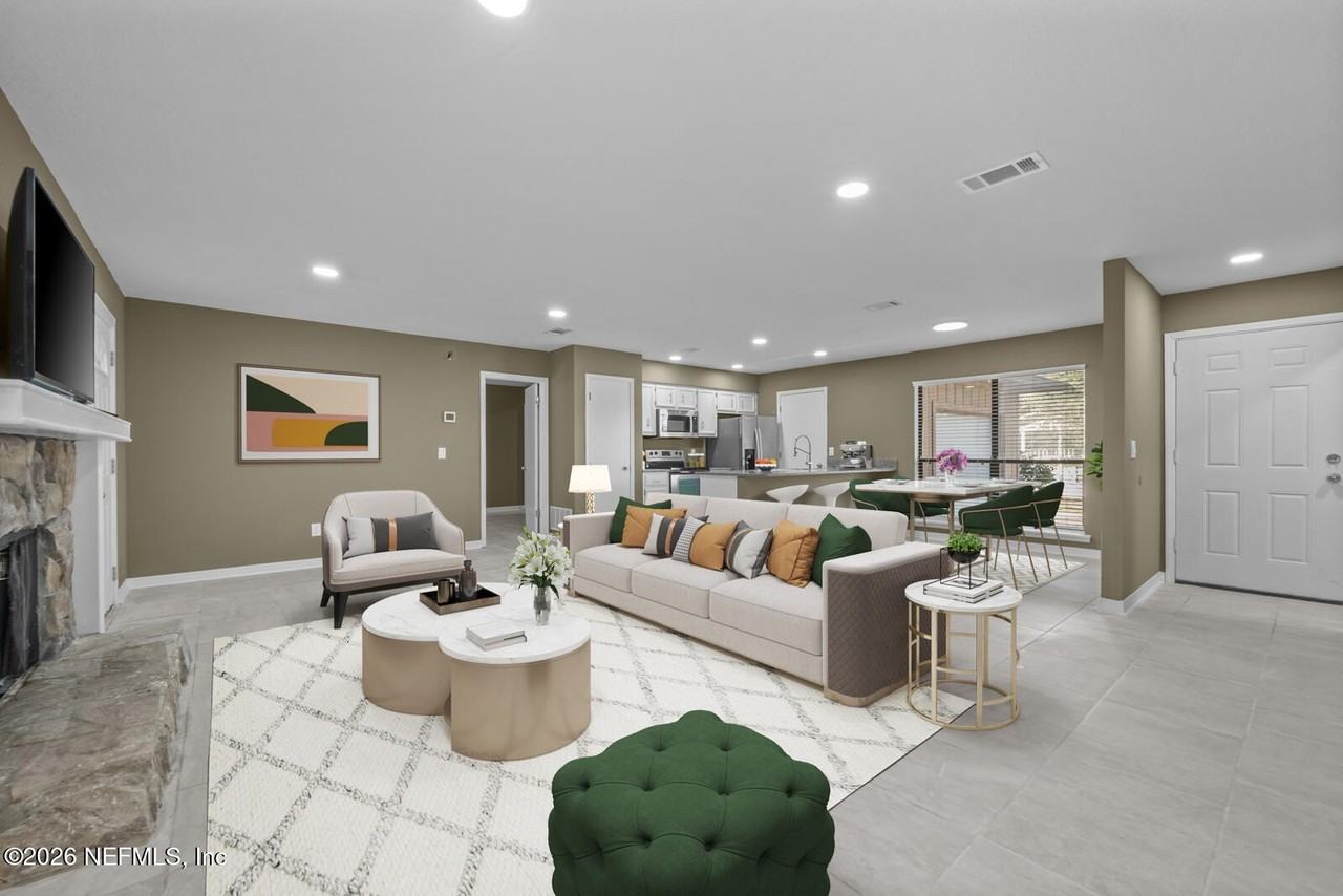 7528 Jasper Ave - Photo 4 of 13