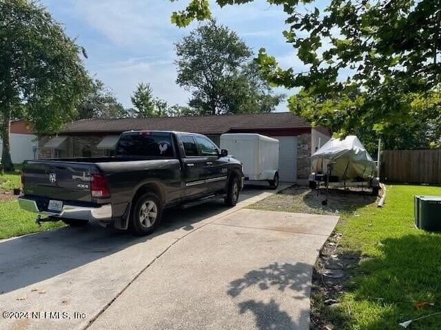 1651 Lisa Dawn Dr - Photo 3 of 16