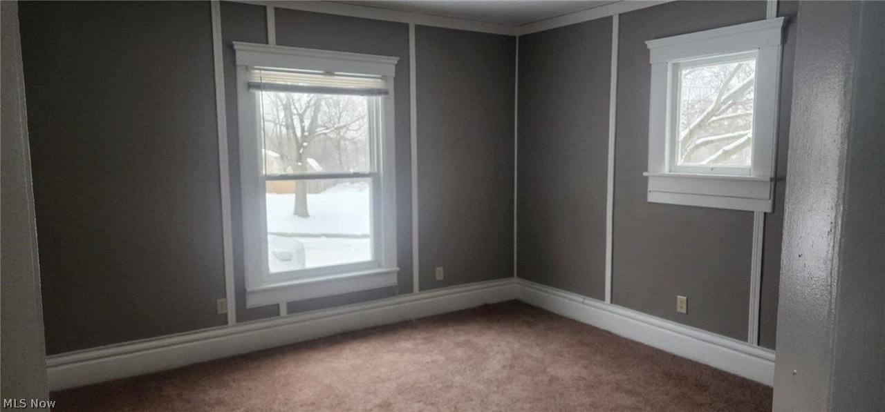 244 Arch St - Photo 3 of 13