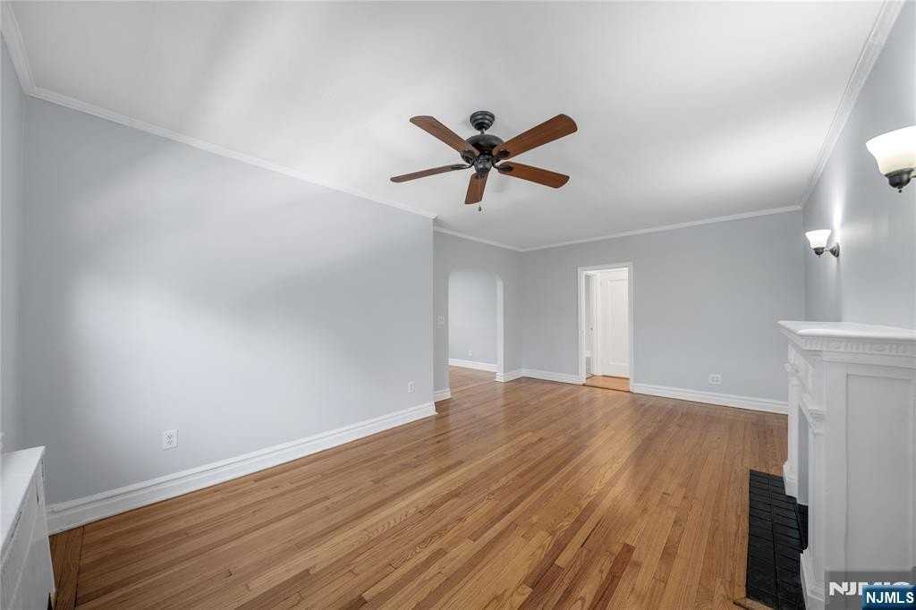 81 Chester Pl #A2C - Photo 6 of 17