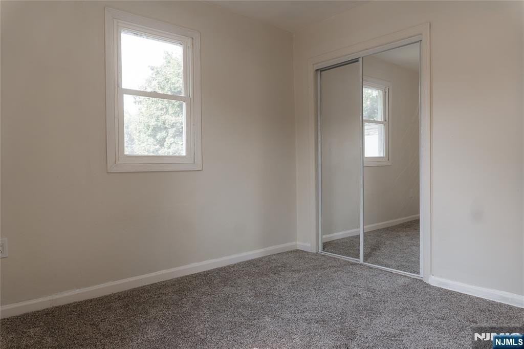 206 1st St #2L - Photo 7 of 9