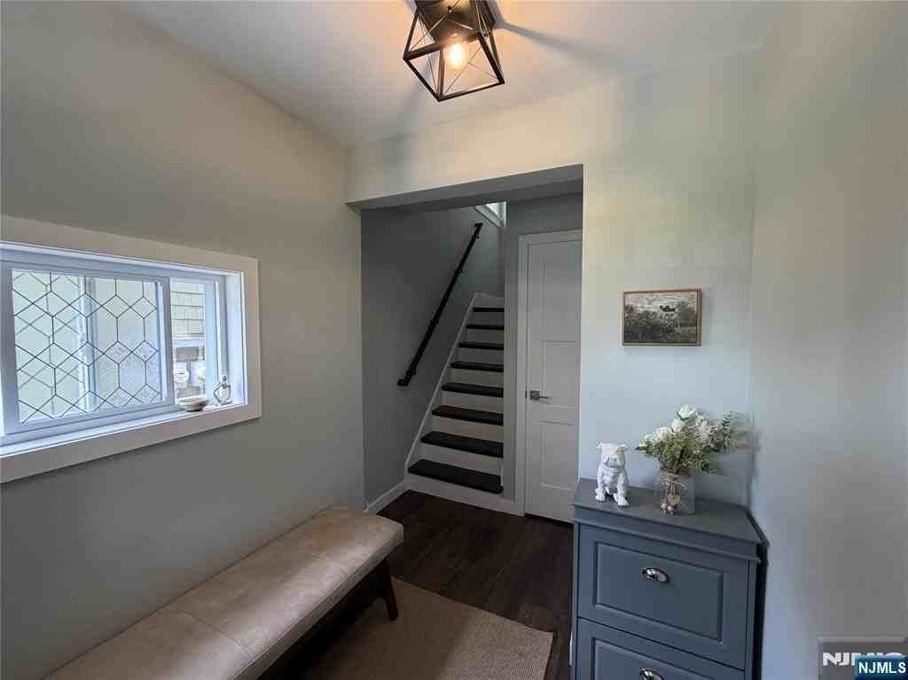 54 Label St #2 - Photo 4 of 28