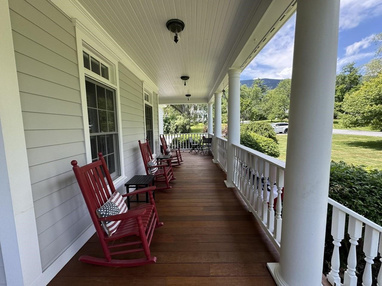 163 Taconic Rd - Photo 5 of 50