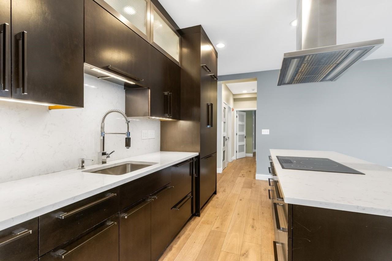 43 Cornwall St #B - Photo 5 of 28