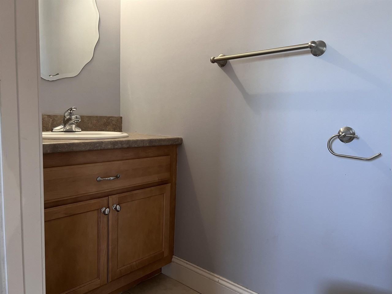 20 Portsmouth Ave #D - Photo 7 of 21
