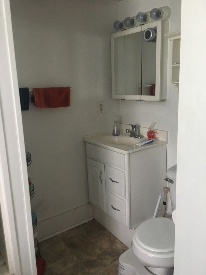 25 Johnson St #25 - Photo 6 of 8