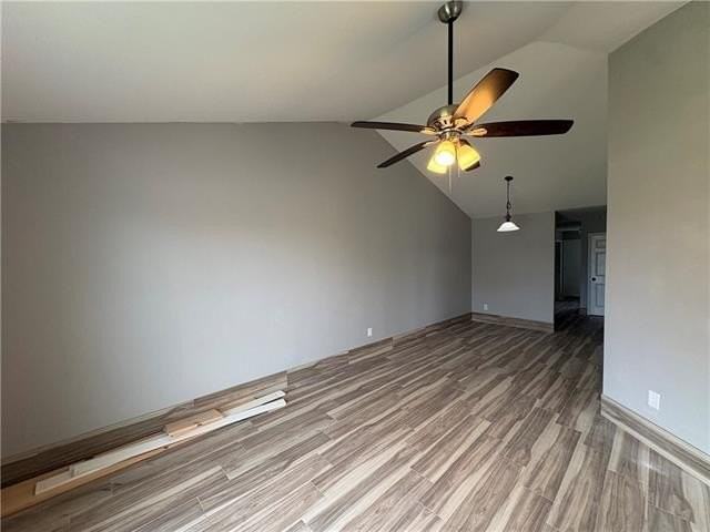 9024 Amour Dr - Photo 3 of 8
