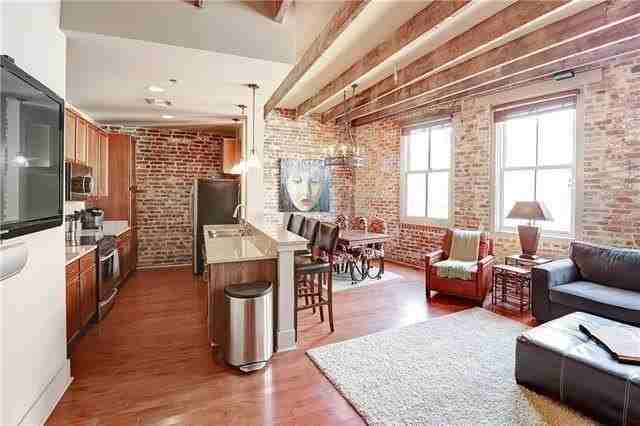 840 Tchoupitoulas St #201 - Photo 6 of 21