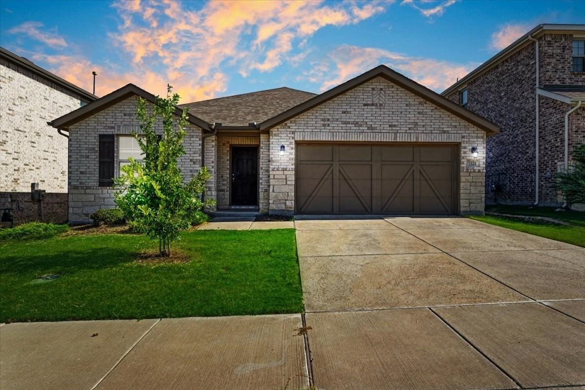 1124 Rountree Ct - Photo 6 of 36