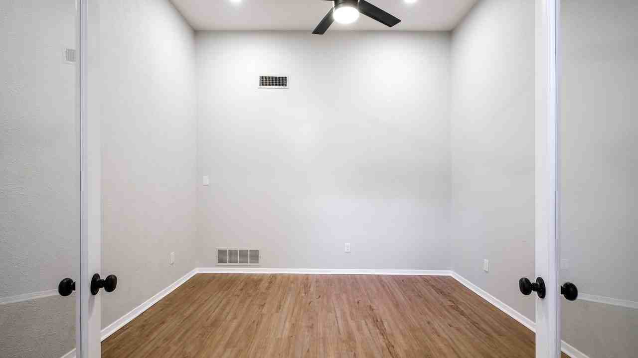 7308 Arbor Oaks Dr - Photo 5 of 23