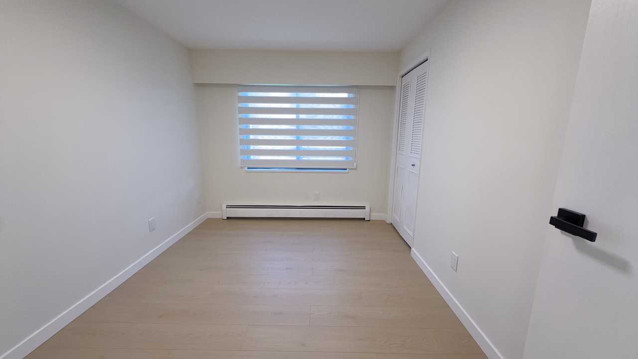 8711 Cullen Crescent - Photo 7 of 17