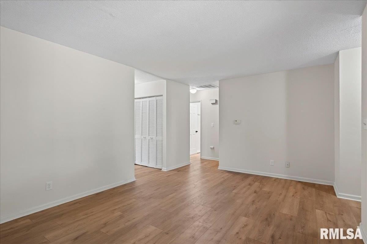 8 Sundowner Ln #8 - Photo 6 of 23