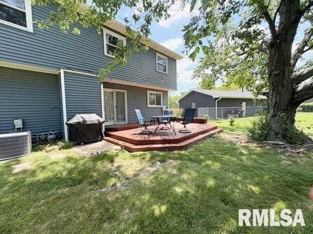 6891 N Fox Point Dr - Photo 3 of 16