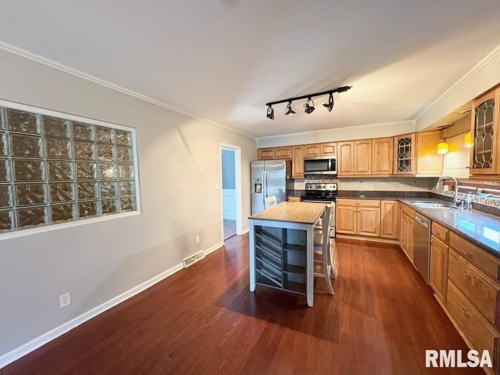 6891 N Fox Point Dr - Photo 4 of 16